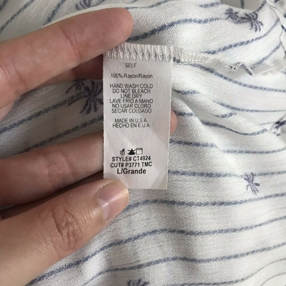 Crescent Women's Top Large Striped White Blue Palm Tree Print Flowy Lattice NWT - Picture 6 of 6